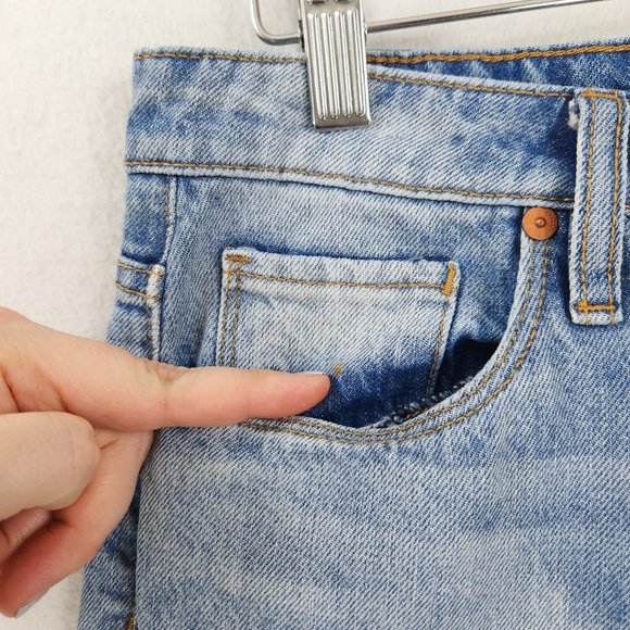 BLANKNYC Jeans Womens 28 Blue Madison Cropped Star Patch Distressed High Rise - Picture 3 of 16